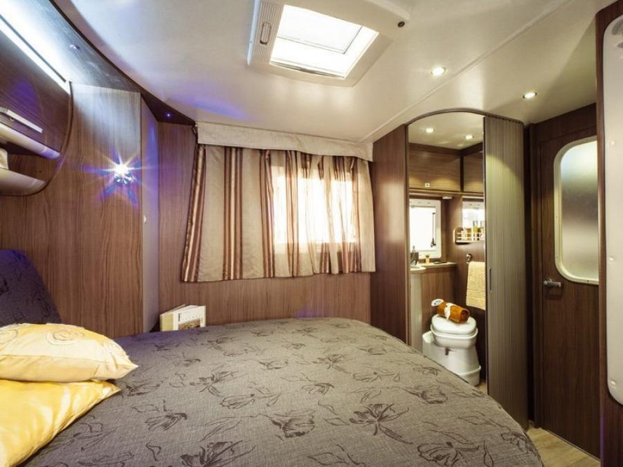Интерьер Rimor Europeo 69 Plus 2011 года  (фото 2 из 5)